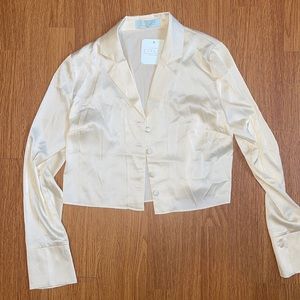 Cream Silk Button up crop New medium